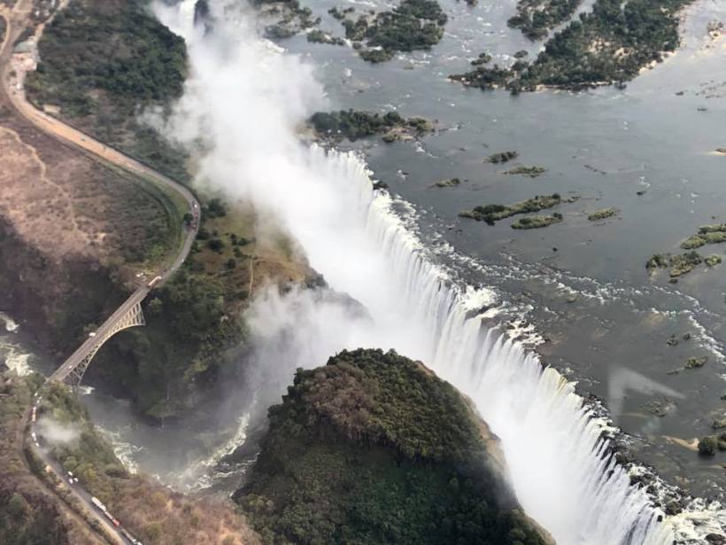 37745307_2071941739721810_6745034980595859456_n